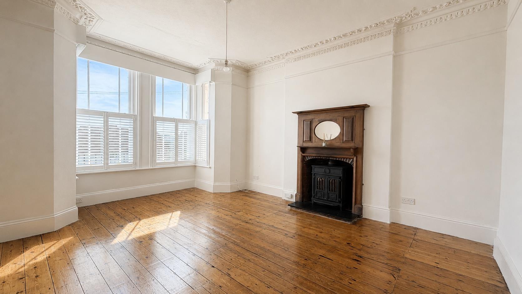 5 bed property in Linton Road, Hastings